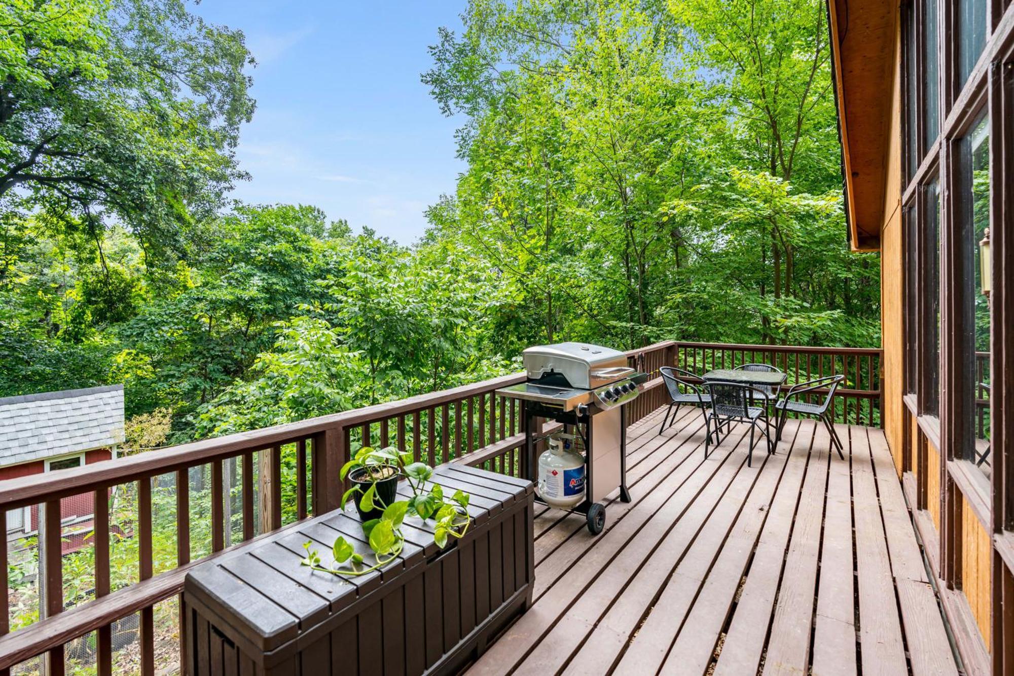 Quaint Loft Cabin W Hot Tub, Firepit, Deck & Grill Hedgesville Eksteriør bilde